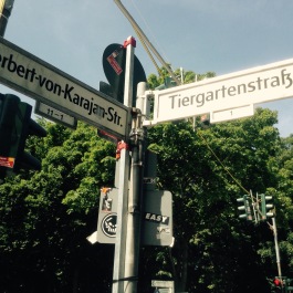 tiergarten sign 2